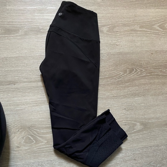 Lululemon Leggings - Picture 1 of 2